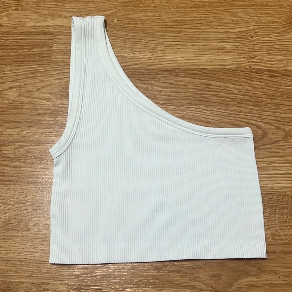 Aritzia Sunday Best SUE SINCHSEAMLESS TOP (Size S)